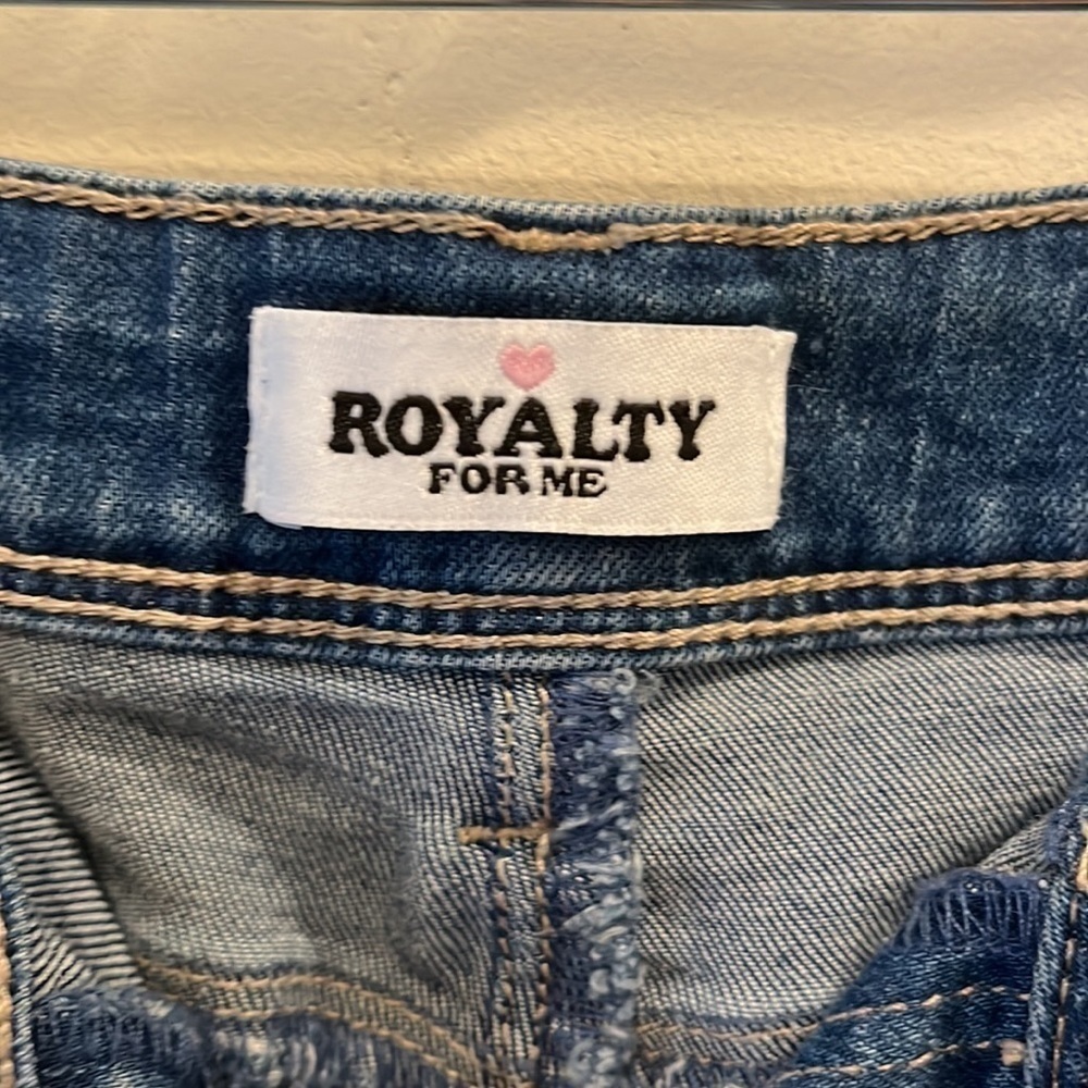 Royalty for me - girls cut off Jean shorts - size 16. Denim - Picture 6 of 11